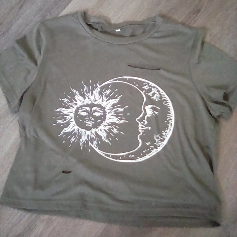 Tore shirt